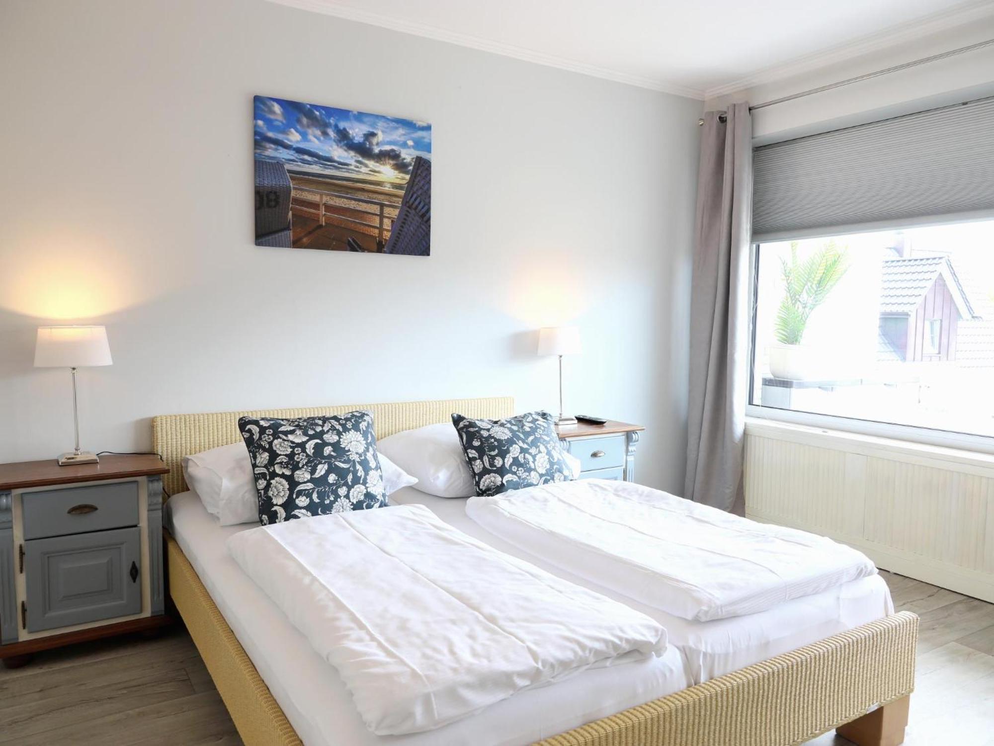 Moderne 2 Zimmerwohnung Mit Grosszuegigem Suedbalkon In Der Ersten Etage Apartment *